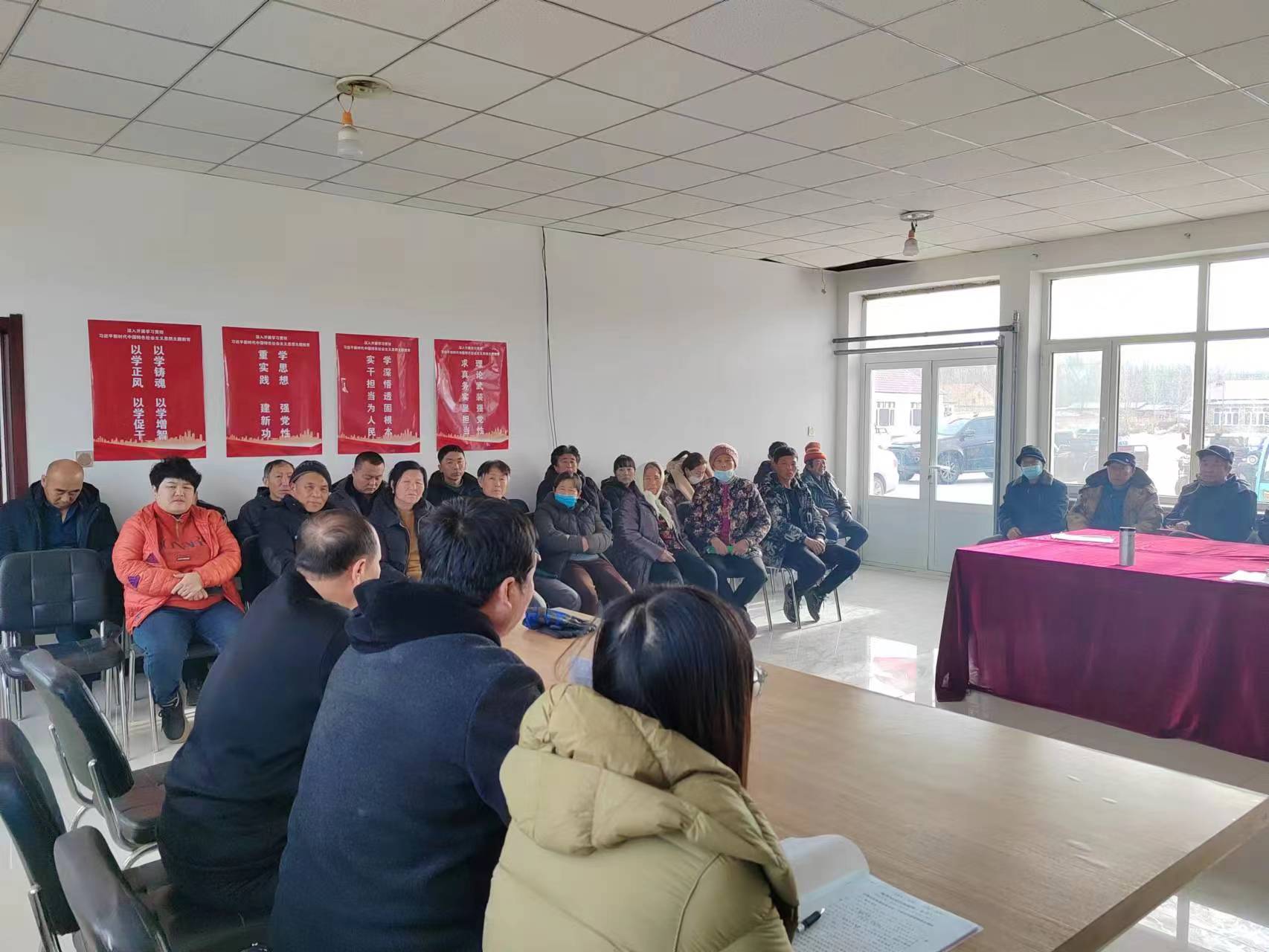 木头营子乡开展“家风家教话传承 榜样力量树新风”主题宣传教育活动